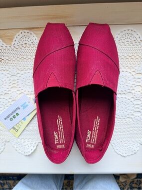 NWT TOMS Men’s Classic Alpargata Red Earthwise Canvas Slip On Shoes Size 10.5